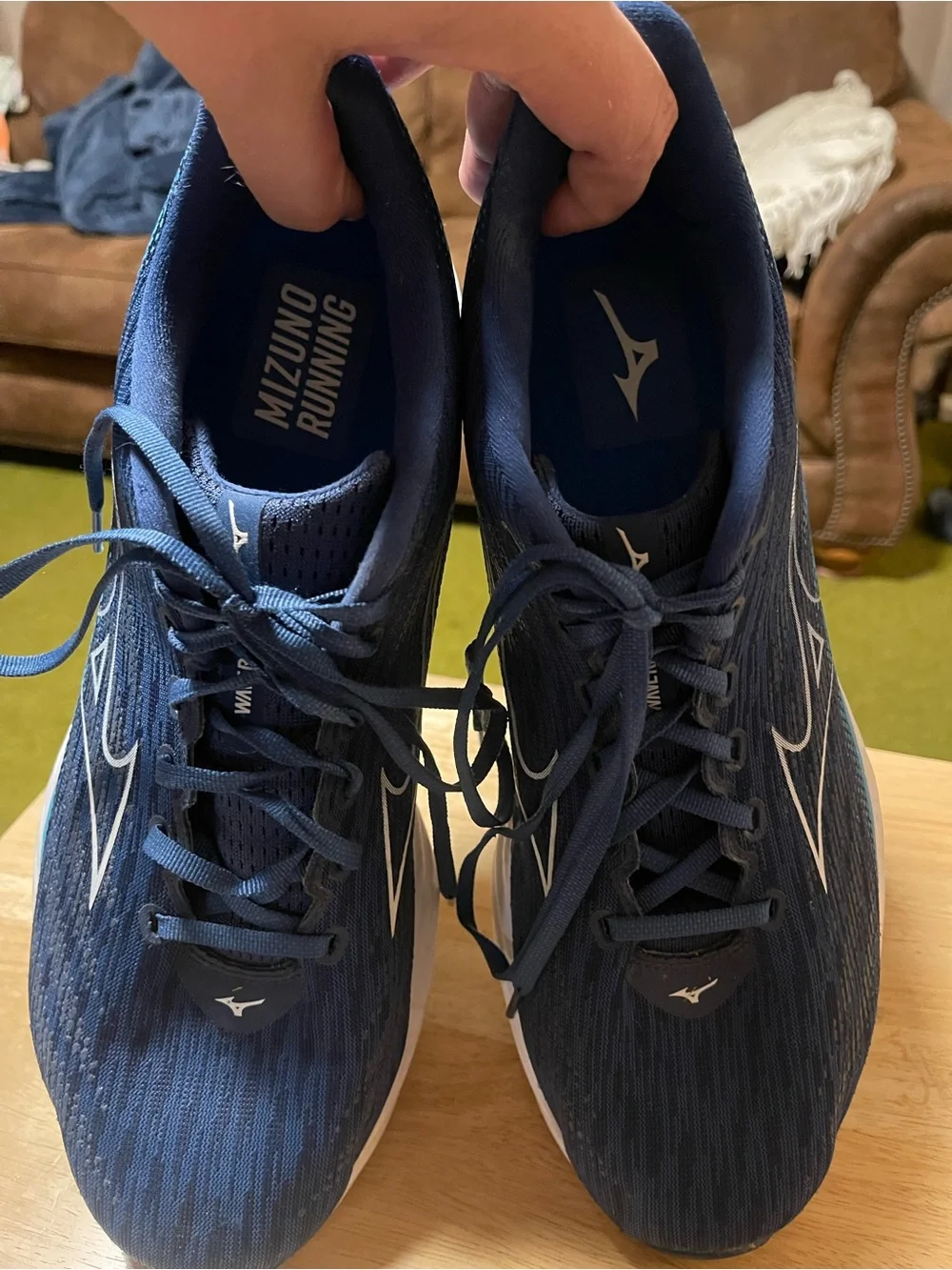 Mizuno Wave Rider 28, Blue/White Men’s Size 13 Running